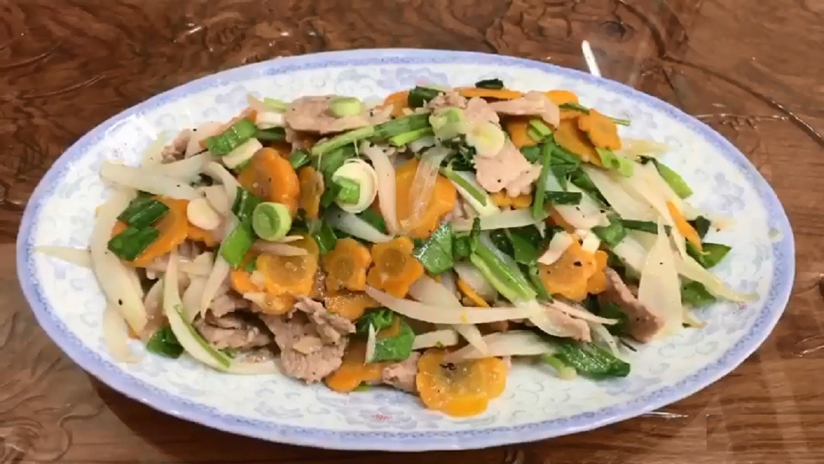 Cà rốt xào thịt